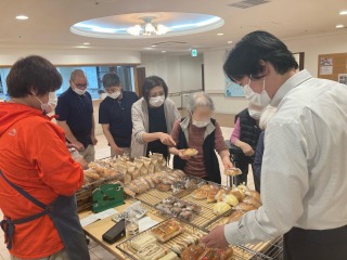 水曜日 移動パン屋さん