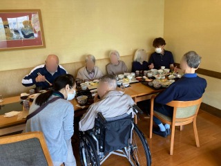 外食レク