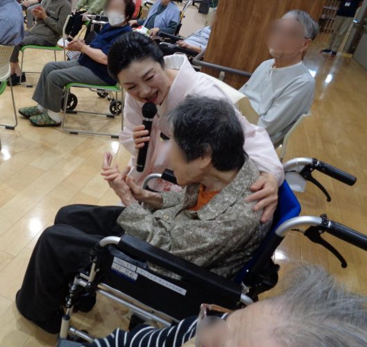 【サンライズ・ヴィラ小竹向原】～懐メロ歌謡ショー～