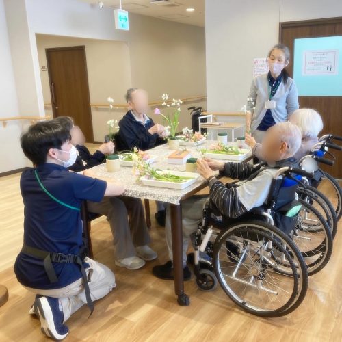 【サンライズ・ヴィラ横浜東寺尾】～お花とお買い物🛍️～